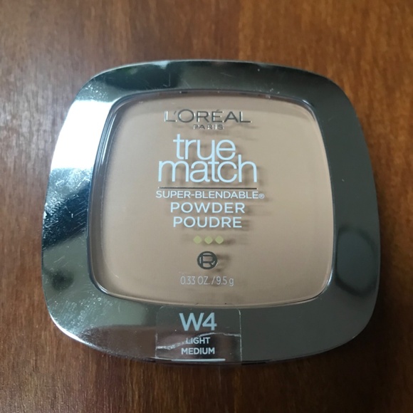 L’Oréal Paris True Match Super-Blendable Powder W4 Light Medium 0.33 oz/9.5 g - Picture 3 of 5